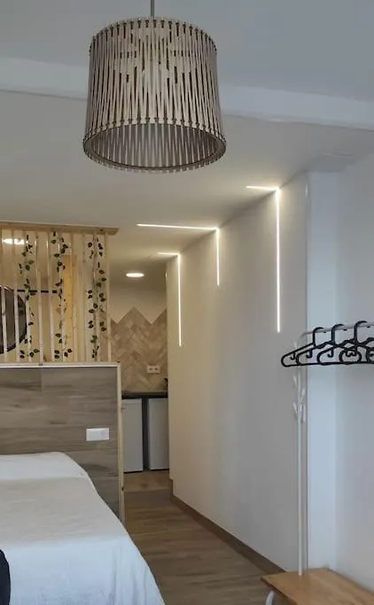 Apartment Estudio Con Balcon A 9Min. Del Centro En Metro Seville Spain